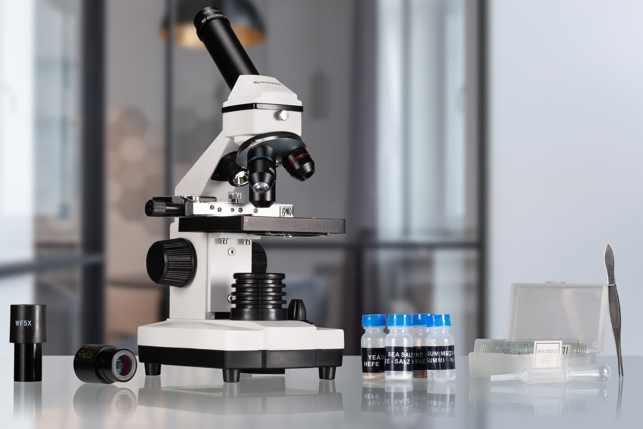 Bresser Biolux 20-1280x Mikroskop med Kamera og Adjustable Stage